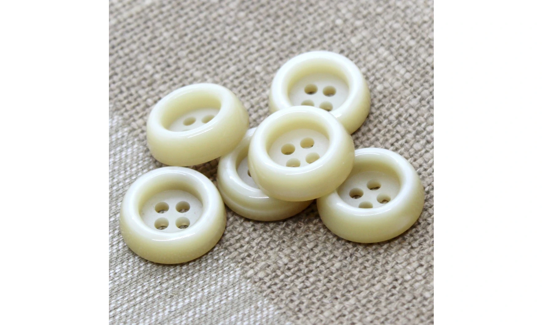 6 boutons / 22MM / Ivoire