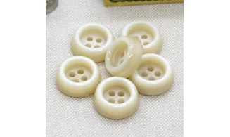 6 boutons / 18MM / Ivoire