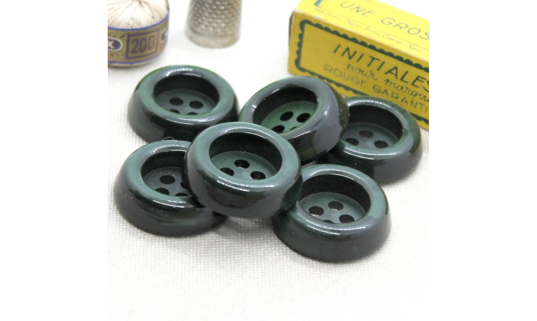 6 boutons / 30MM / Vert bouteille