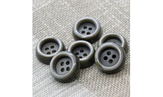 Vintage Button 068C
