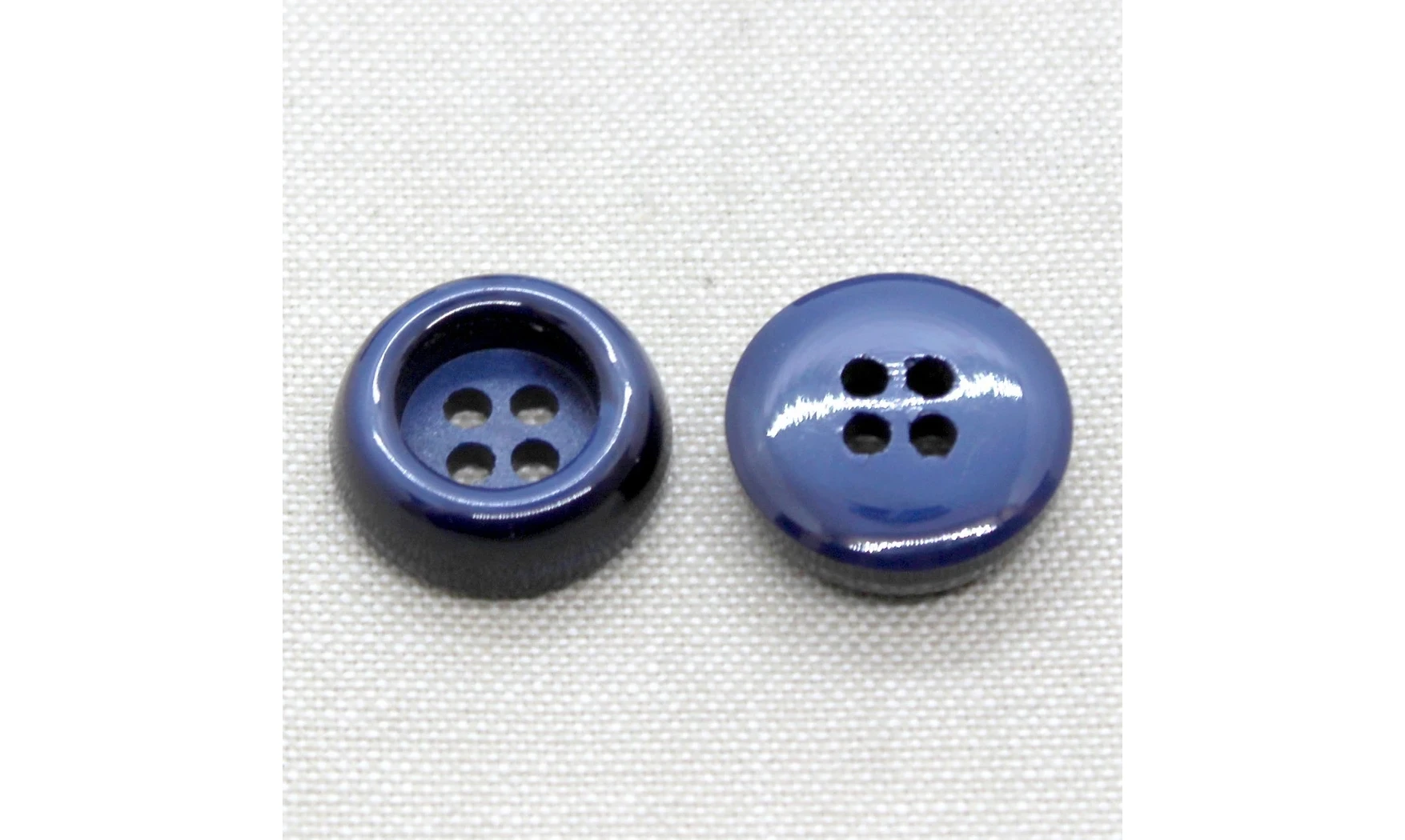6 boutons / 21MM / Bleu roi