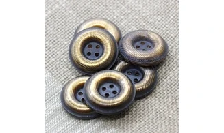 Vintage button 577B