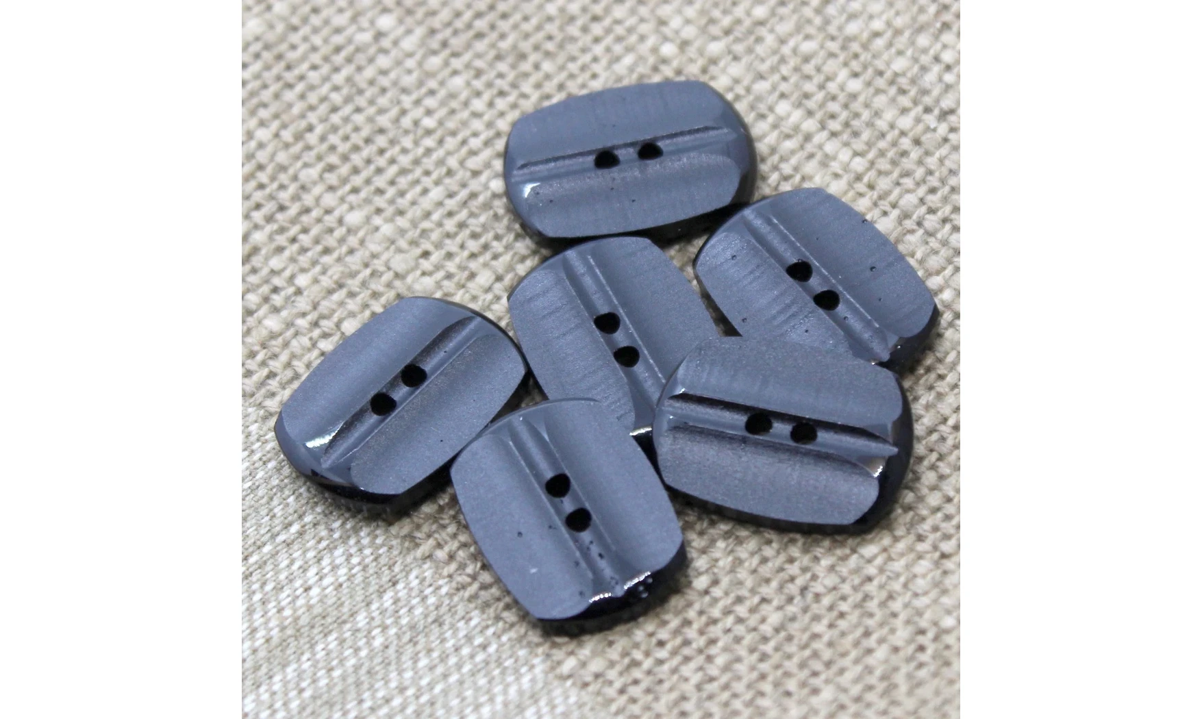 6 boutons / 22MM / Noir mat ovoide