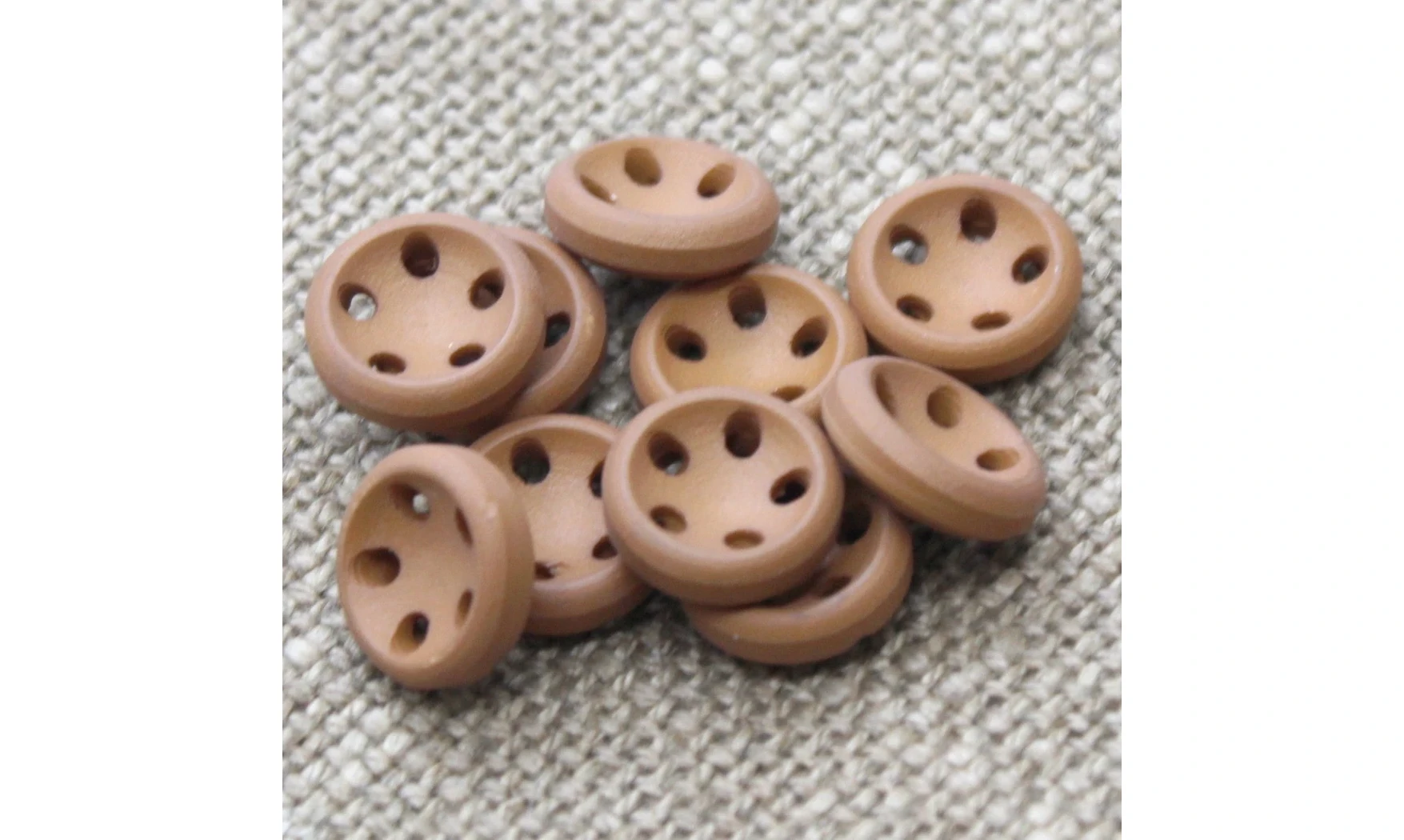 10 boutons / 13MM / Brun ajouré