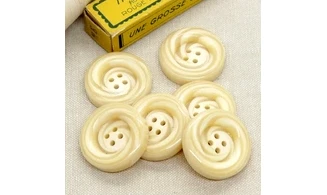 6 boutons / 31MM / Ivoire