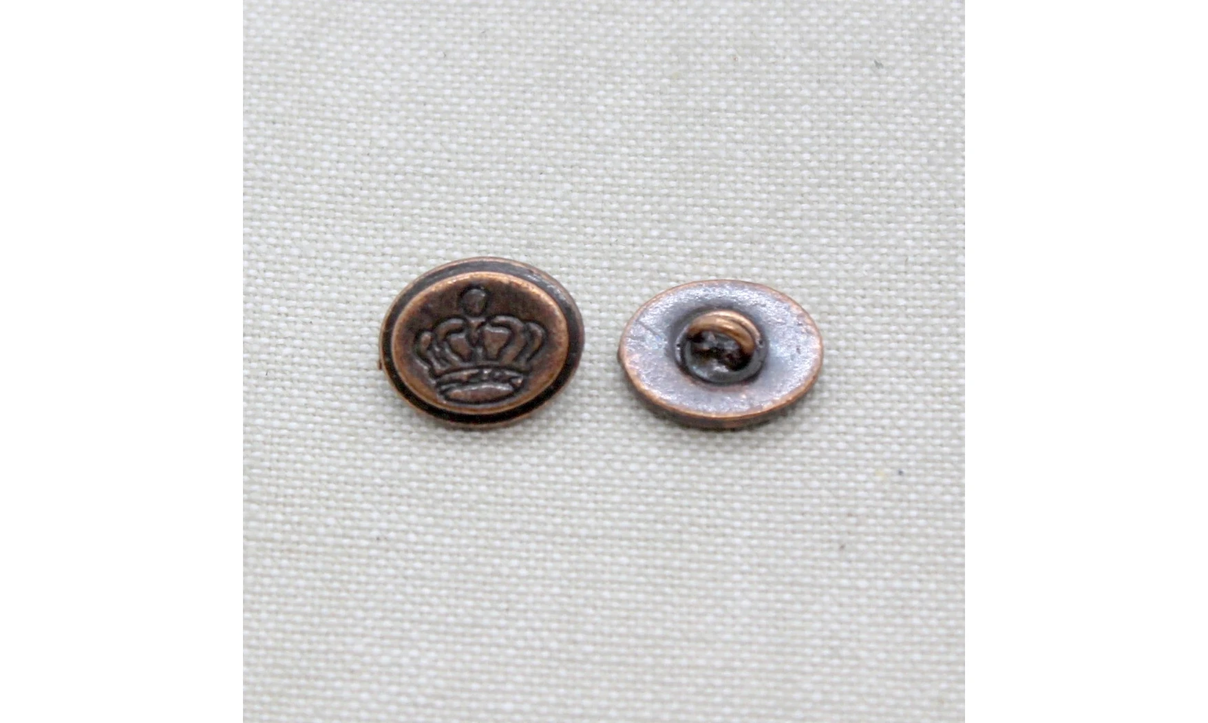 Vintage Button 602B