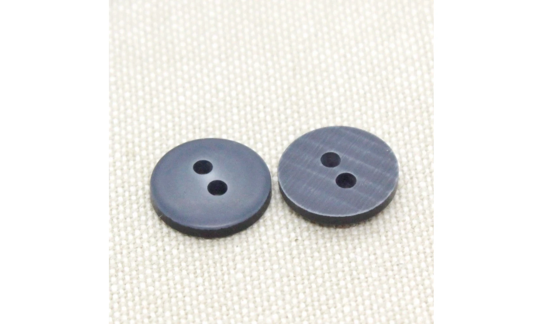 6 boutons / 13MM / Gris