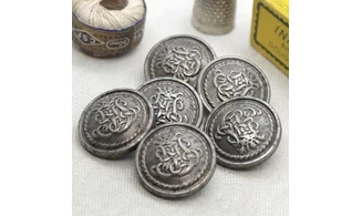 6 boutons / 25MM / Métal "Monogramme"