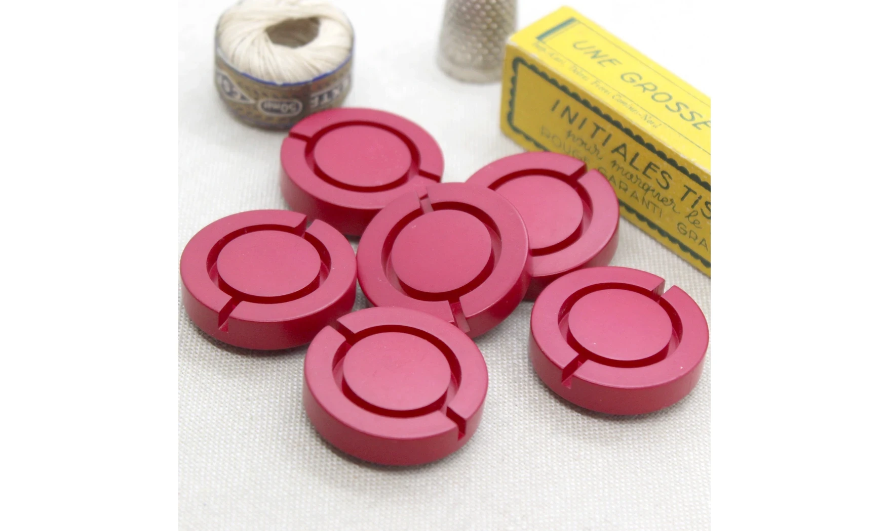 6 boutons / 30MM / Rouge "Marin"