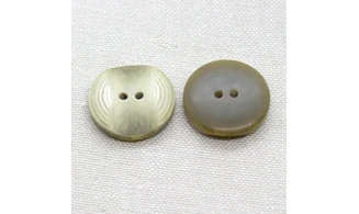 Vintage button 617B