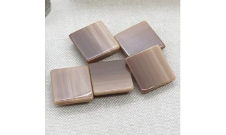 5 boutons / 18MM / Brun "Carré"