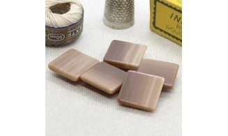 5 boutons / 18MM / Brun "Carré"