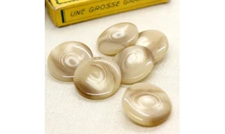 6 boutons / 27MM / Brun