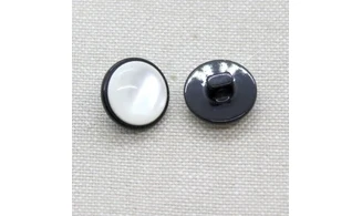 6 boutons / 14MM / Noir et blanc nacré