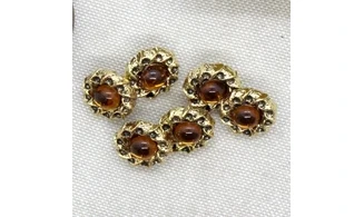 6 boutons / 14MM / Doré et centre orangé