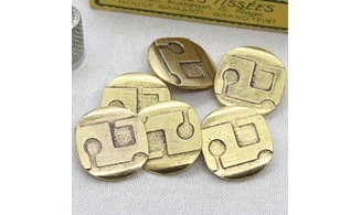 6 boutons / 27MM / Métal doré "Typo"