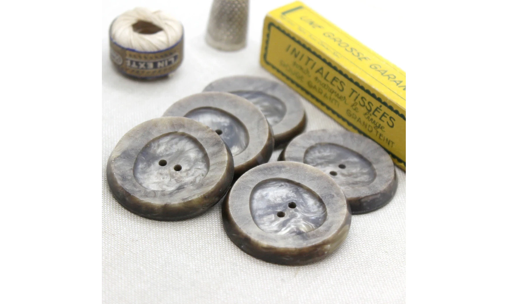 5 boutons / 40MM / Brun kaki
