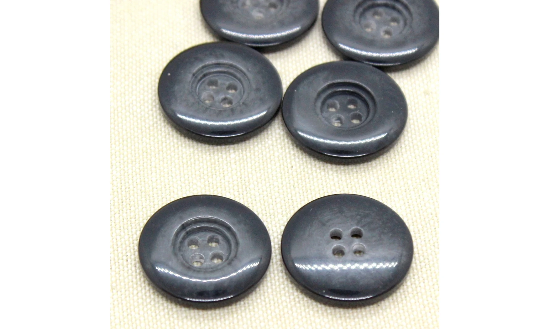 6 boutons / 23MM / Gris