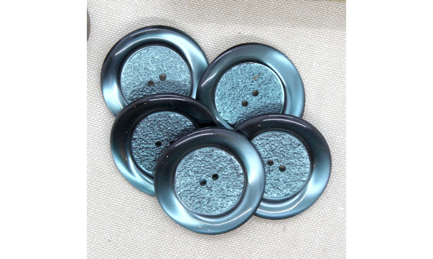 5 boutons / 36MM / Bleu nacré