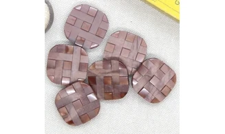 Vintage Button 638B