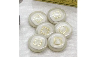 6 boutons / 22MM / Ivoire "Carré"