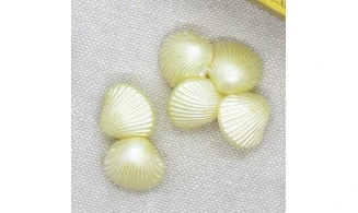 6 boutons / 15MM / Coquillage jaune nacr