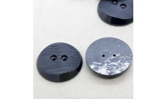 6 boutons / 39MM / Bleu marine