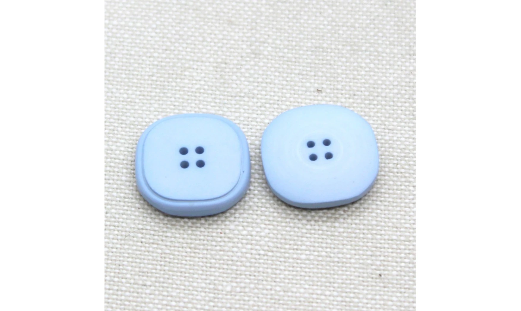 6 boutons / 17MM / Bleu "carré"