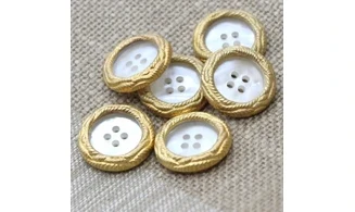 Vintage Button 613B