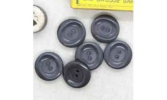6 boutons / 27MM / Gris