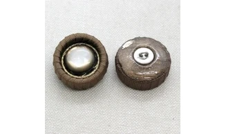 Vintage Button 458B