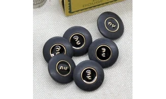 6 boutons / 18MM / Noir "nu"