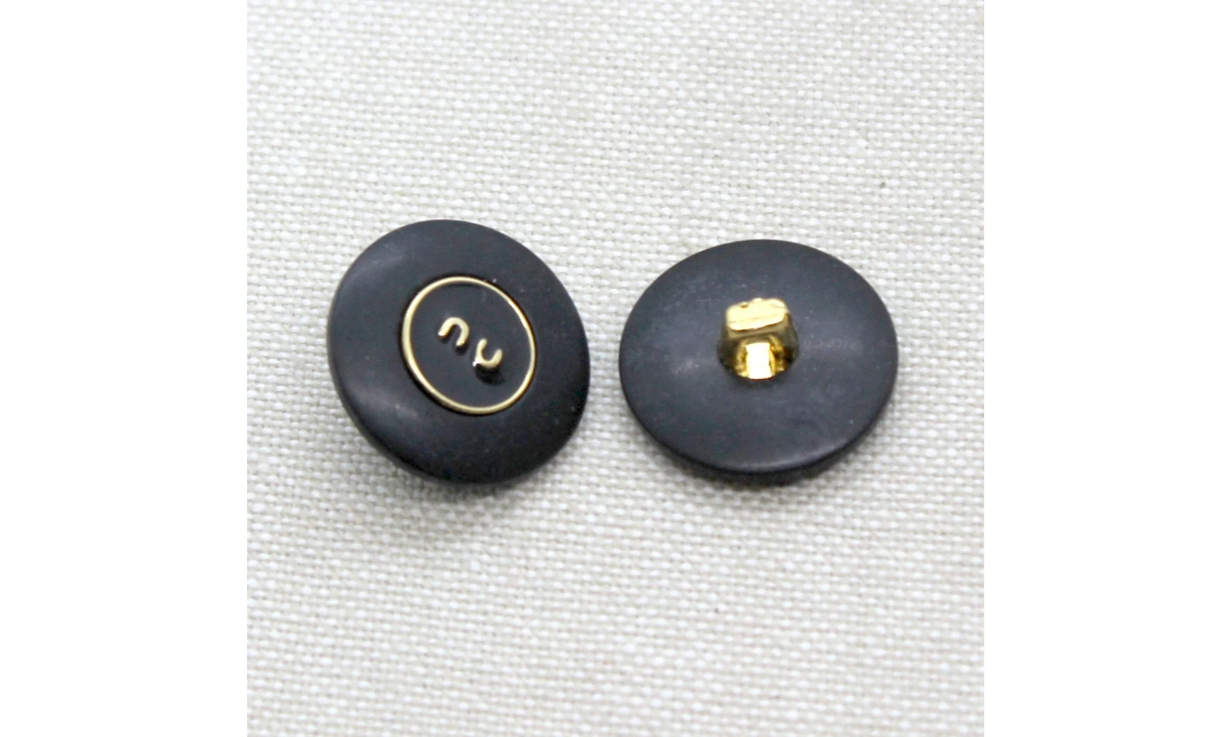 6 boutons / 18MM / Noir "nu"