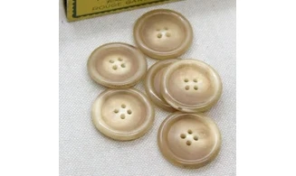 6 Boutons / 26MM / Brun