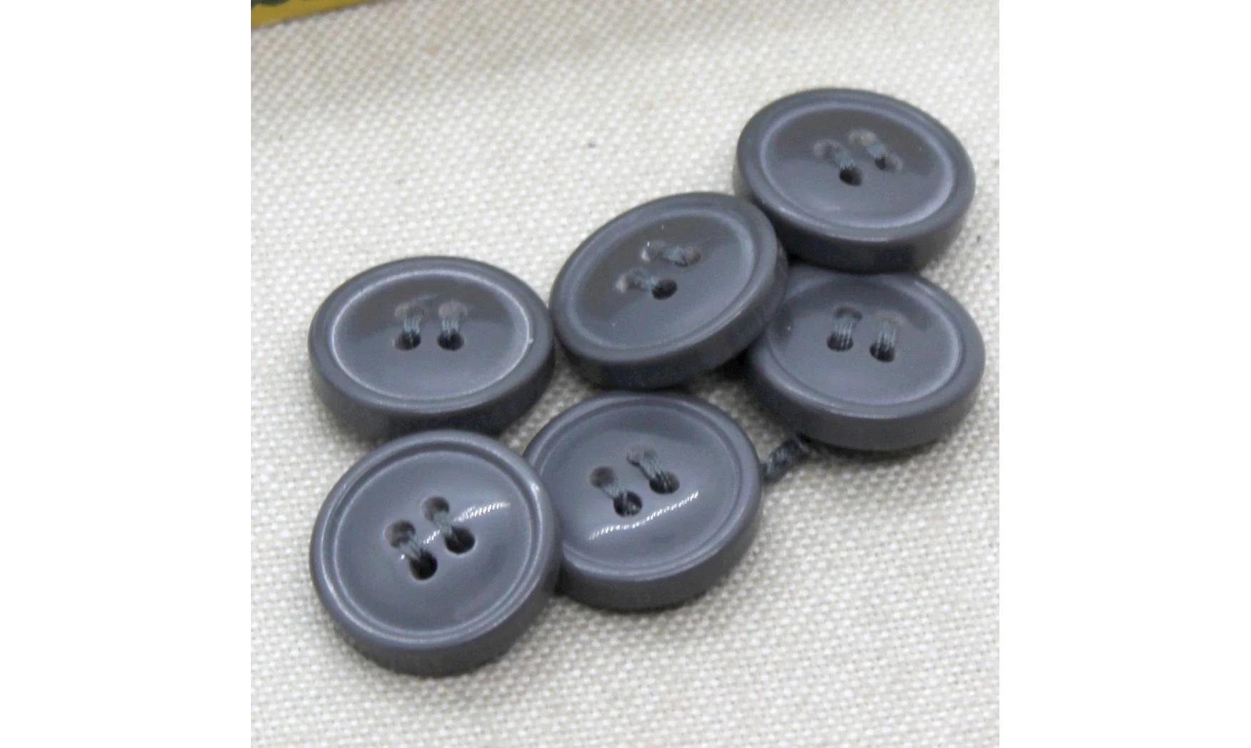 6 Boutons / 18MM / Gris, 3 paires