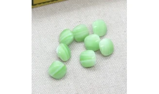 6 Boutons / 10MM / Verre Carré vert