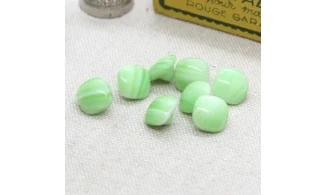 6 Boutons / 10MM / Verre Carré vert