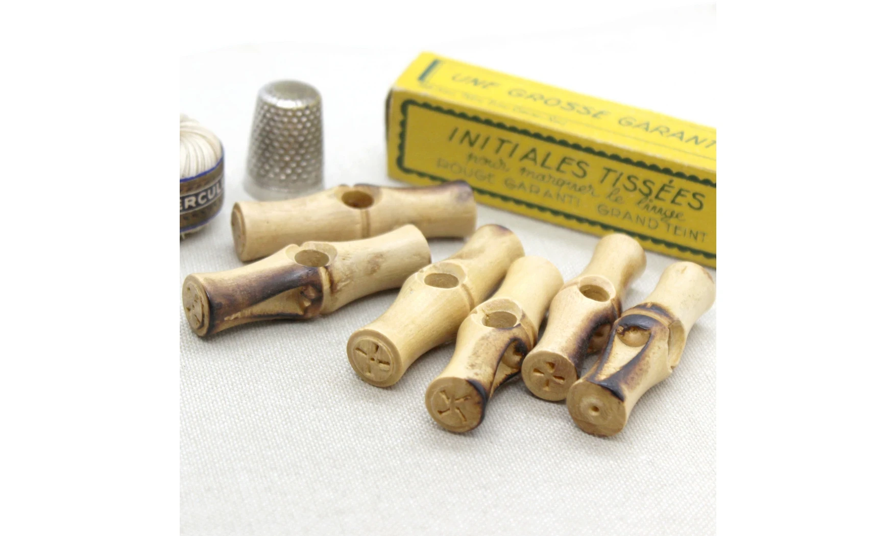 6 boutons / 47MM / Bois "Brandebourg"