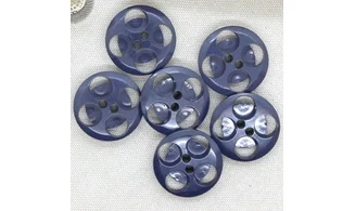 Vintage Button 634B