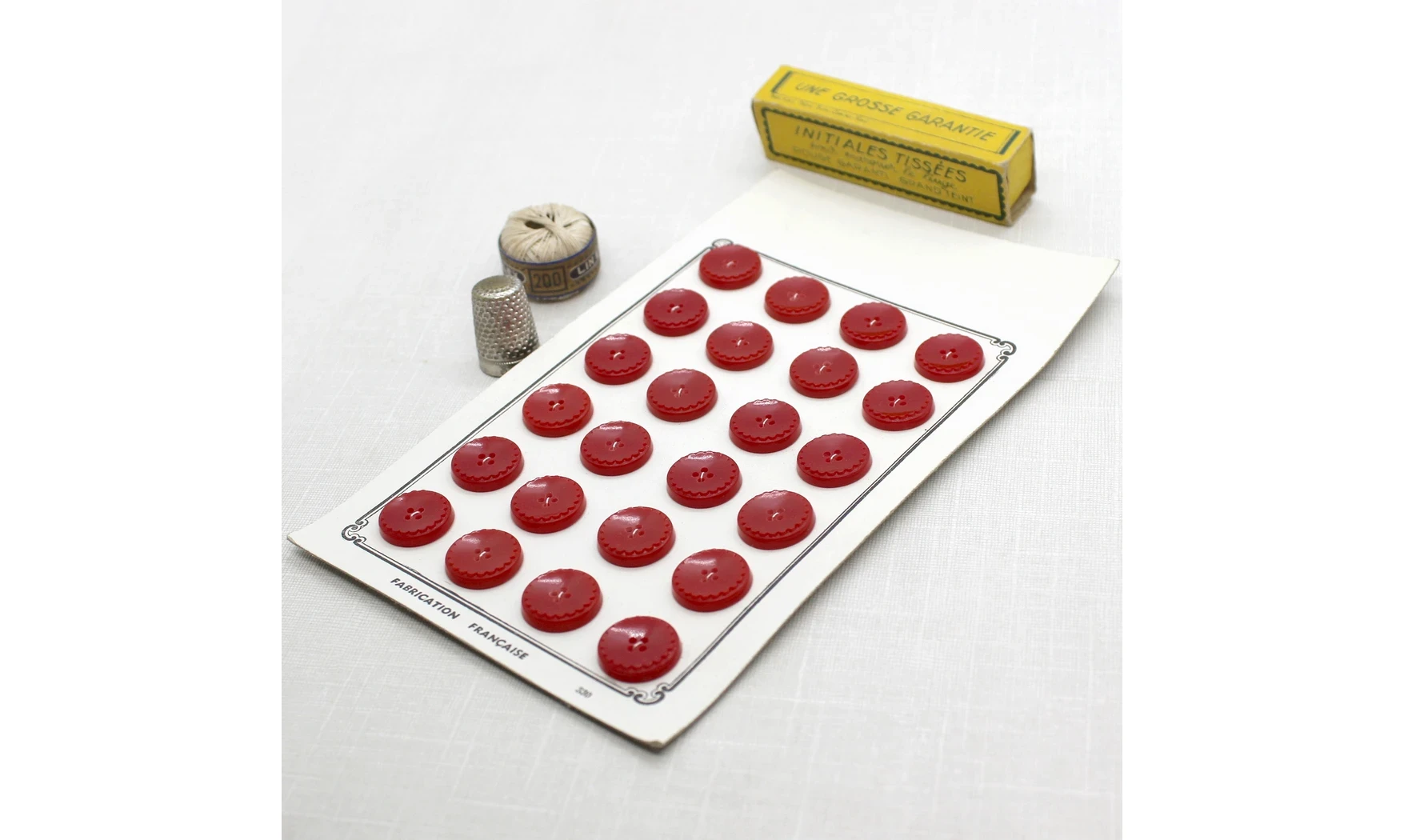 Carte 24 boutons / 17mm / Rouge