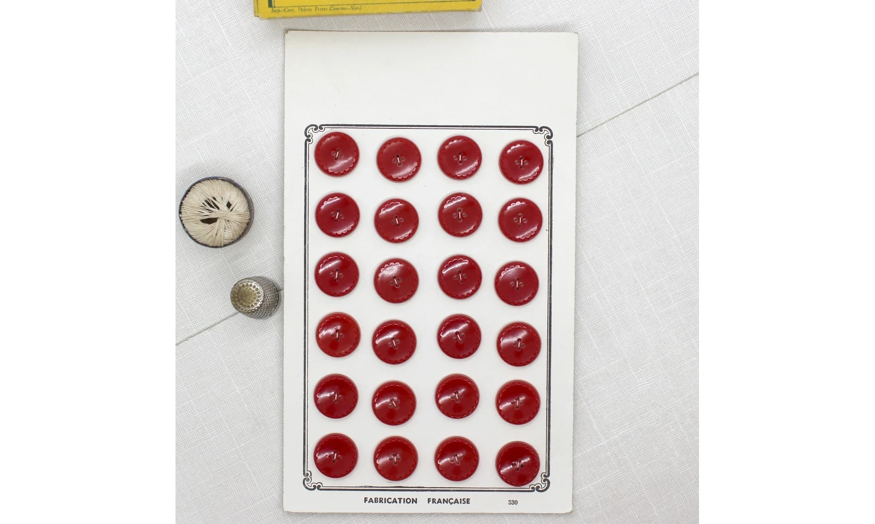 Carte 24 boutons / 17mm / Rouge