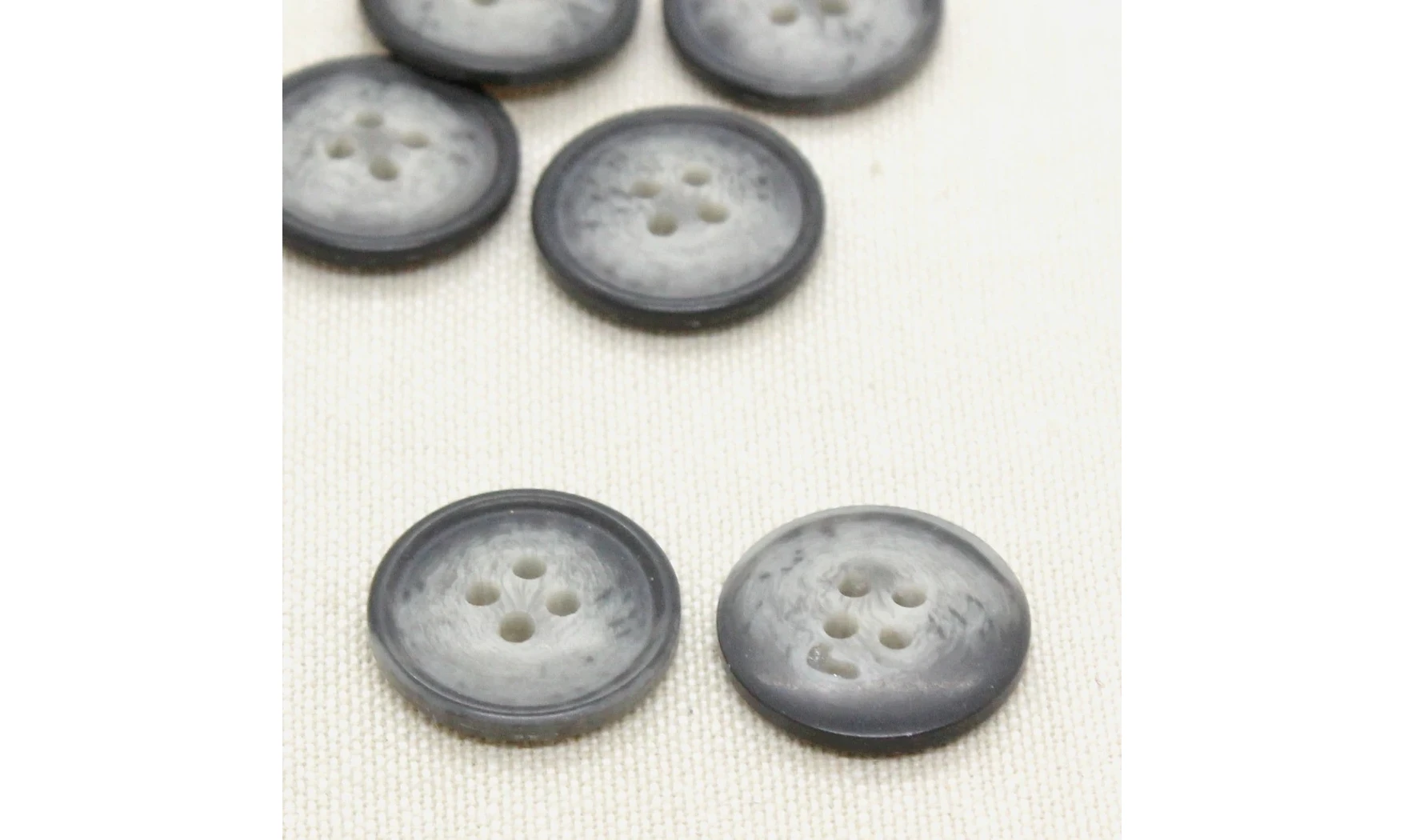 Vintage button 091A