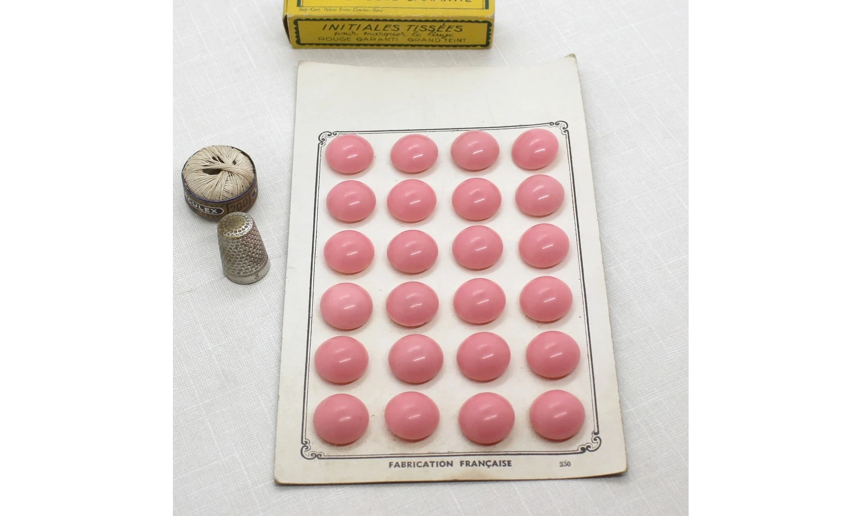 Carte 24 boutons / 18mm / Rose