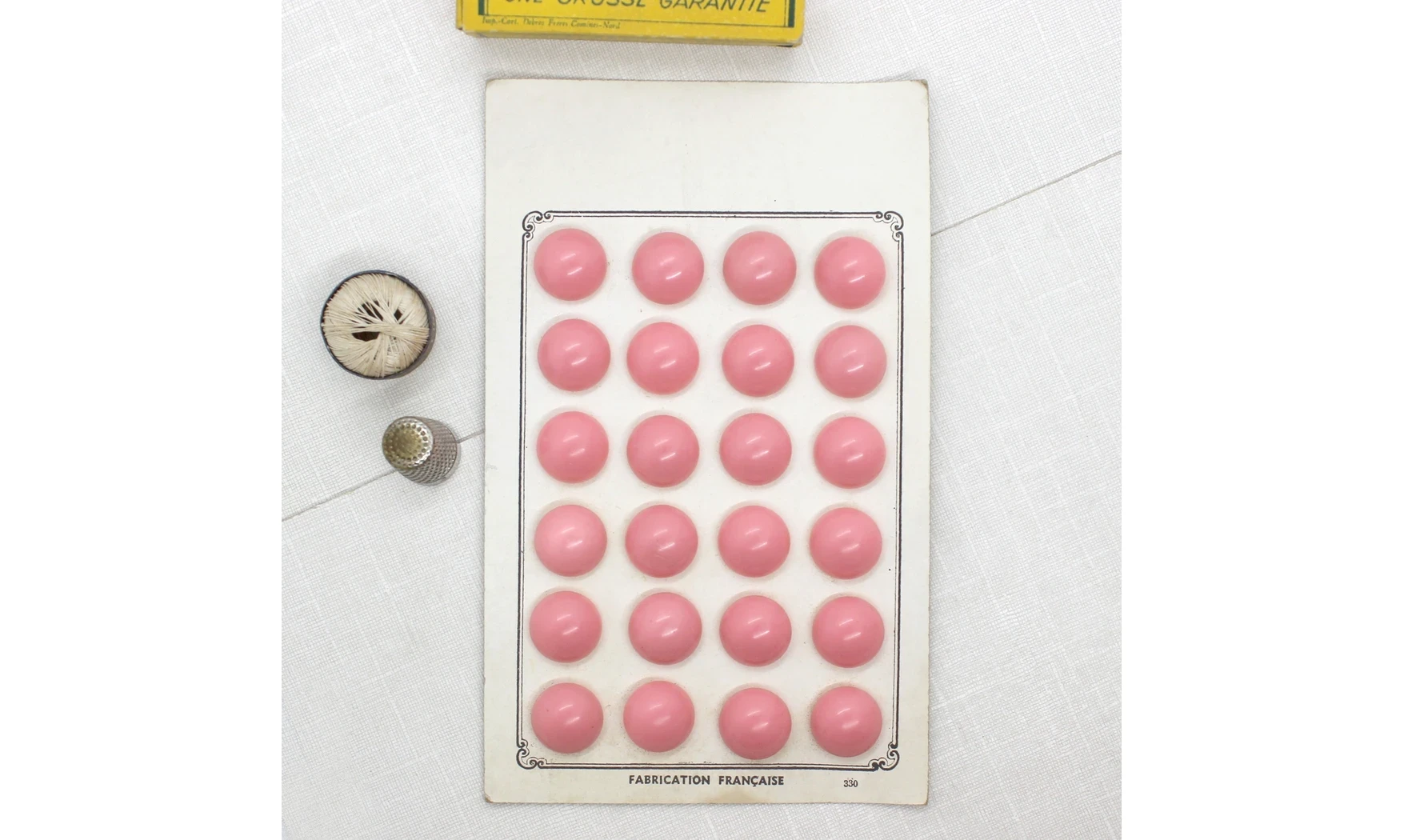 Carte 24 boutons / 18mm / Rose