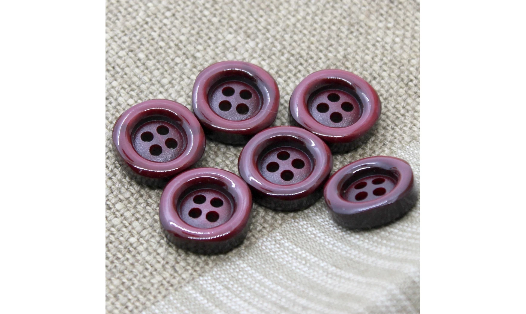 Vintage Button 085c