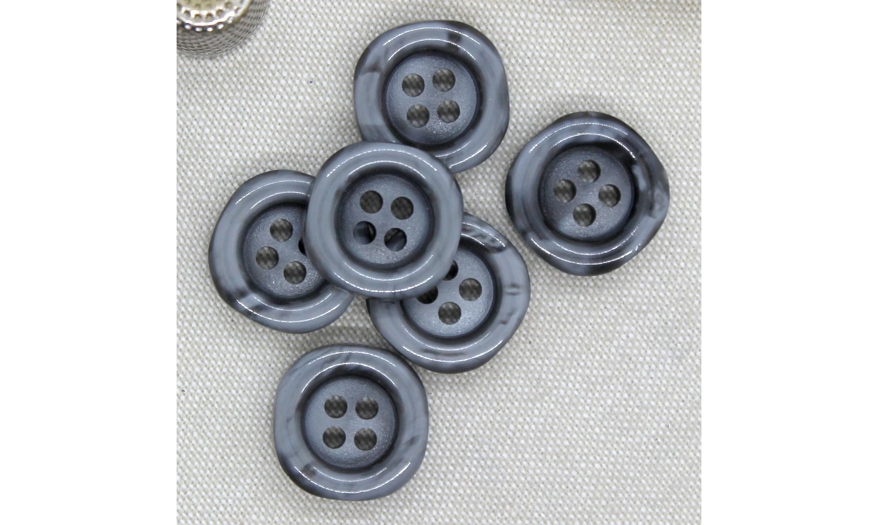 Vintage Button 086C