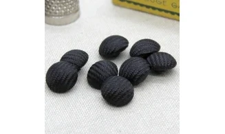 8 boutons / 12MM / Boule noire Soie
