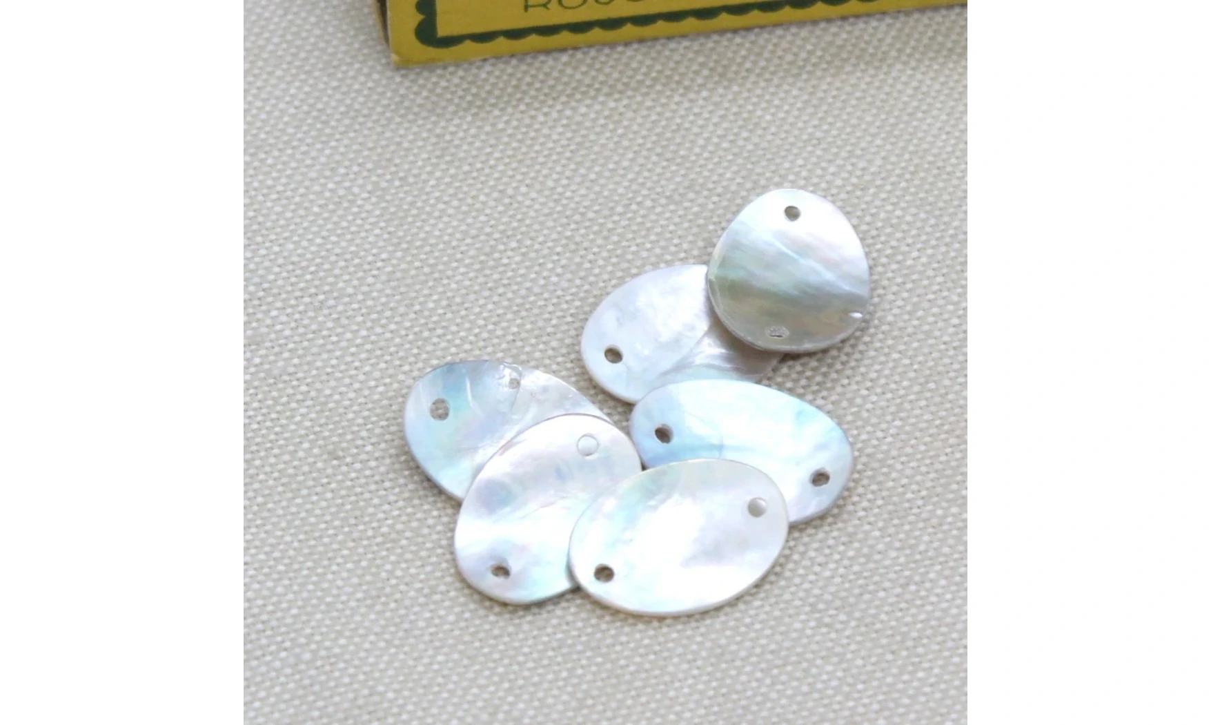 6 plaquettes / 18MM / nacre