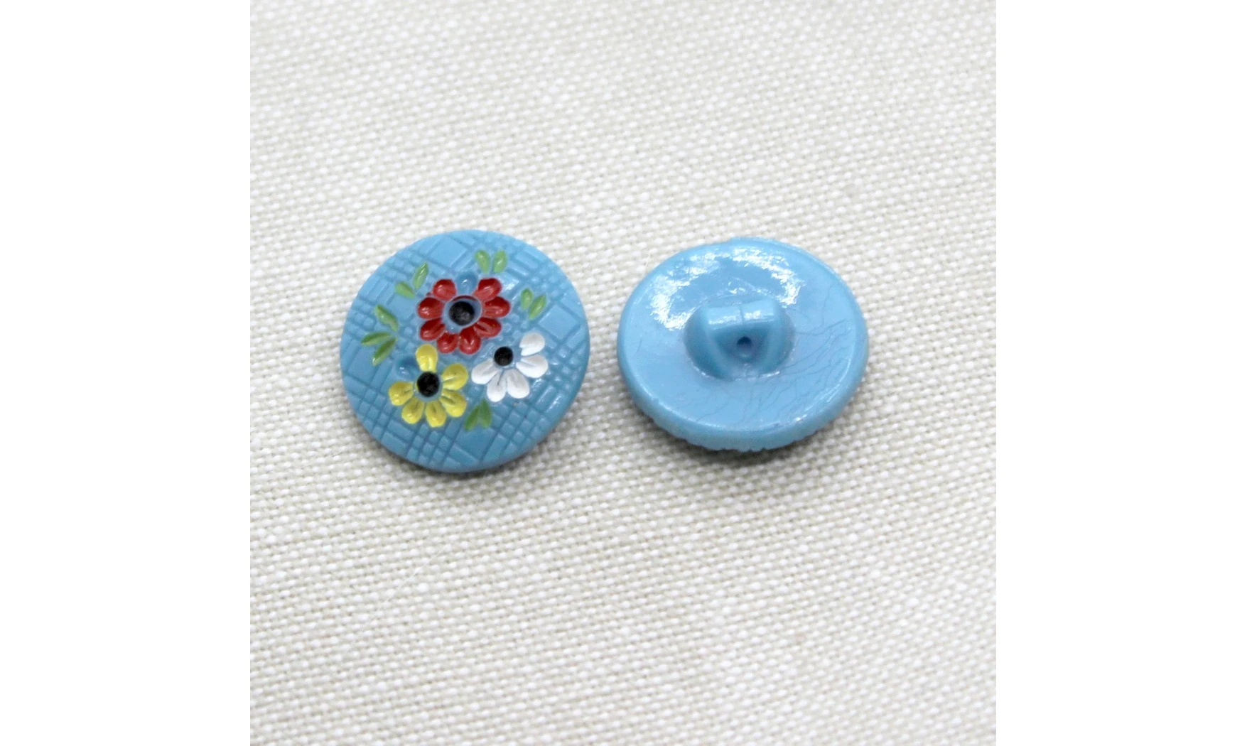 Vintage Button 009E