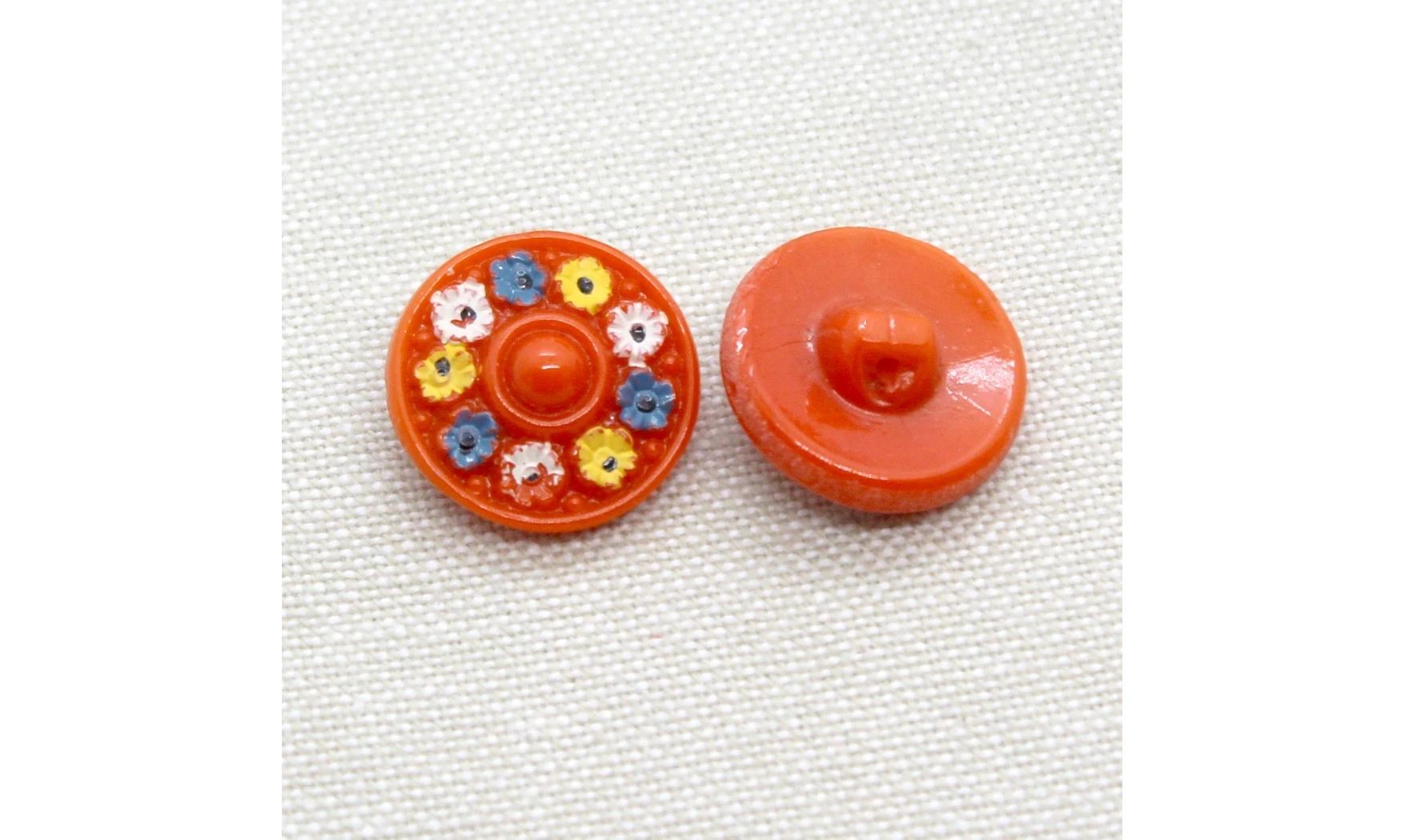6 boutons / 18MM / Verre Rouge "Fleurs"
